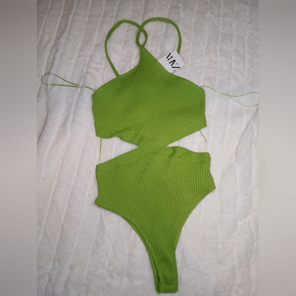 ZARA Green Ribbed Cutout Bodysuit | Criss-Cross Waist | Size M | NWT - Picture 2 of 16